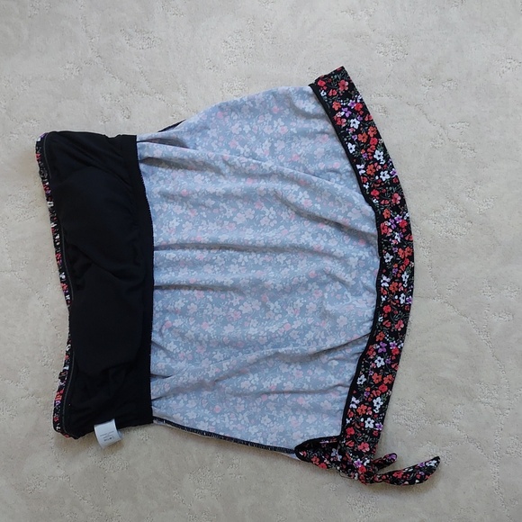 Time and Tru bathing suit top - Picture 3 of 3